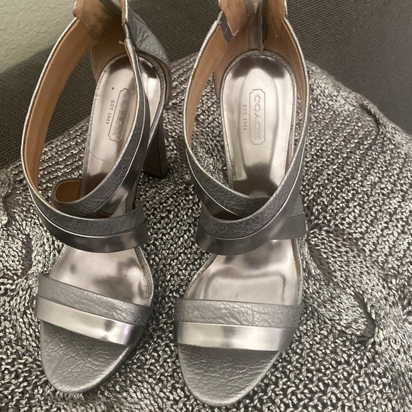 Coach heels - Picture 2 of 10